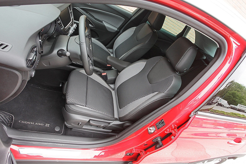 Opel Crossland X