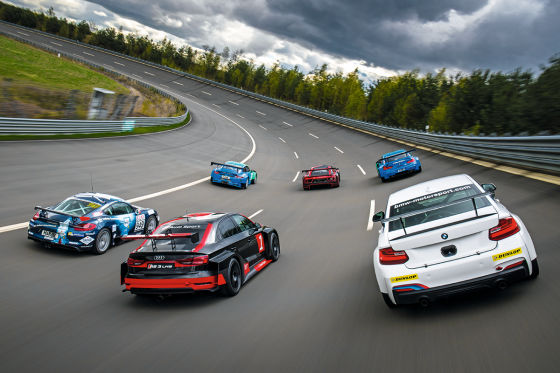 Große Autos, kleine Autos