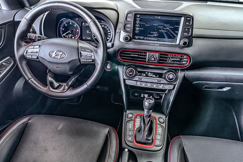 Hyundai Kona 1.6 T-GDI 4WD Hyundai Kona 1.6 T-GDI 4WD
