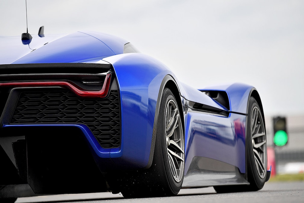 NIO EP9