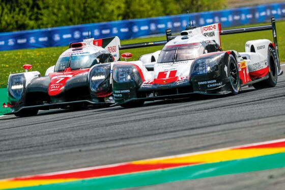 Toyota (l.) gegen Porsche