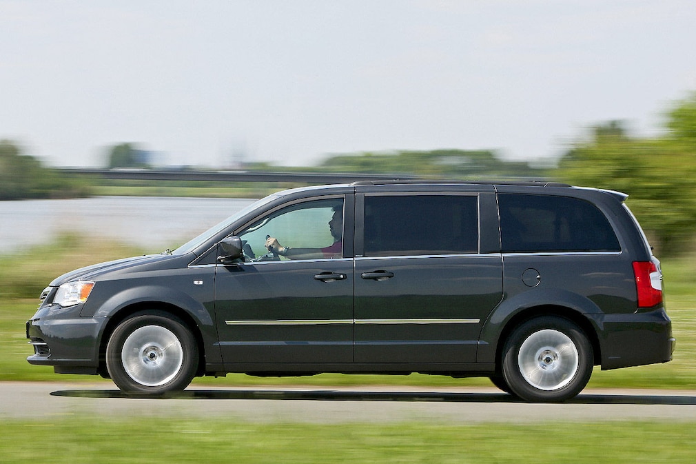 Lancia Voyager 2.8 CRD 16V