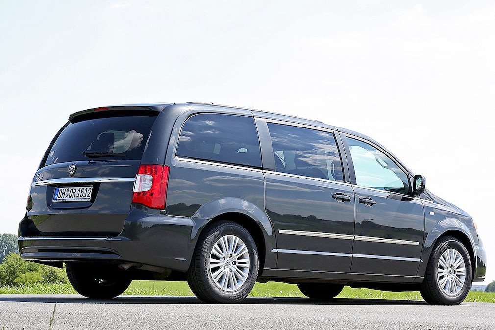 Lancia Voyager 2.8 CRD 16V