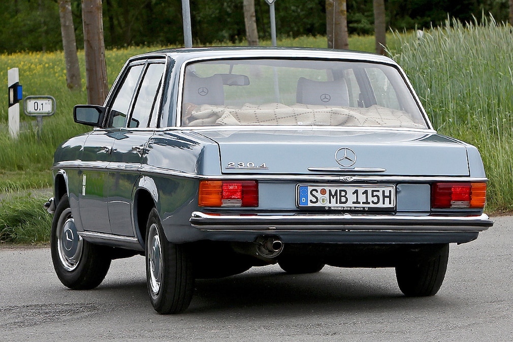 Mercedes 230.4