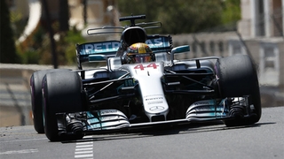 Formel 1: Attacke auf "Favorit" Ferrari