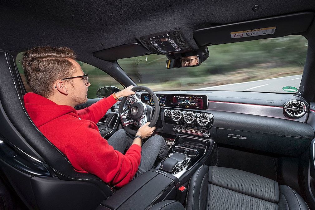 Mercedes-AMG A 35 4Matic (2018)