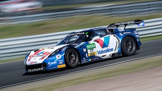 GT Masters: Auer auf dem Podest