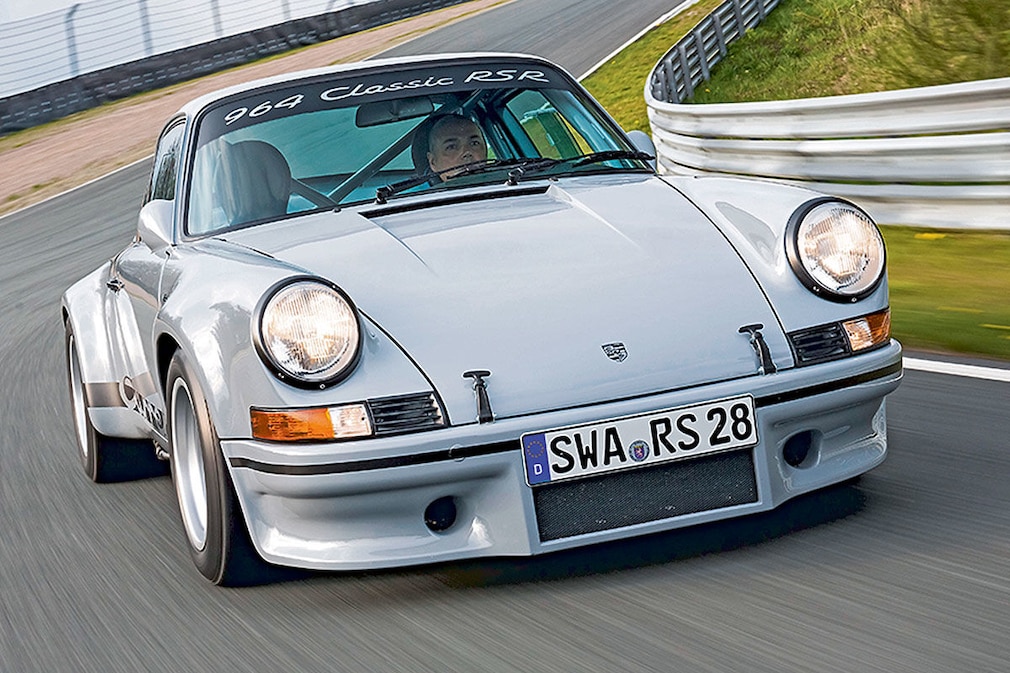 dp motorsport 911 Classic RSR
