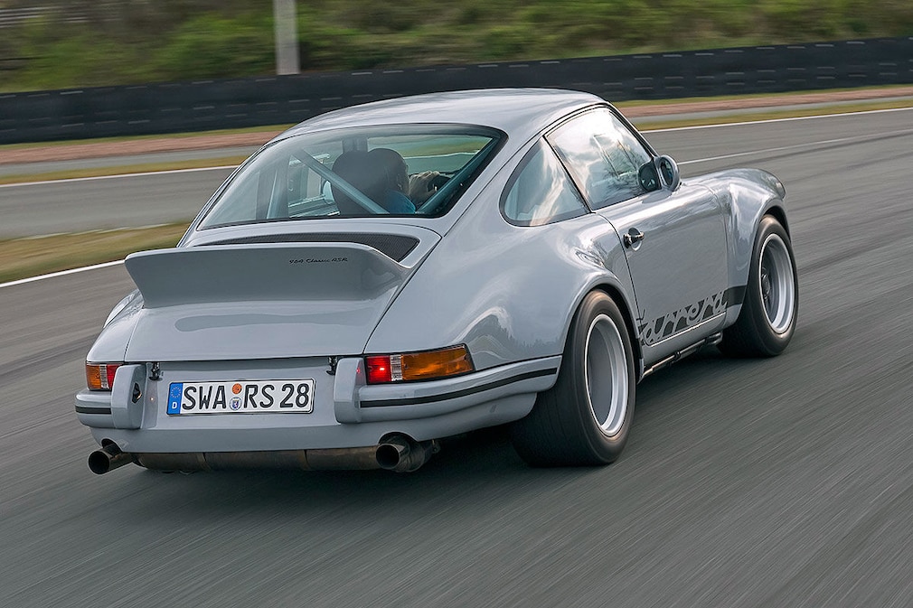 dp motorsport 911 Classic RSR