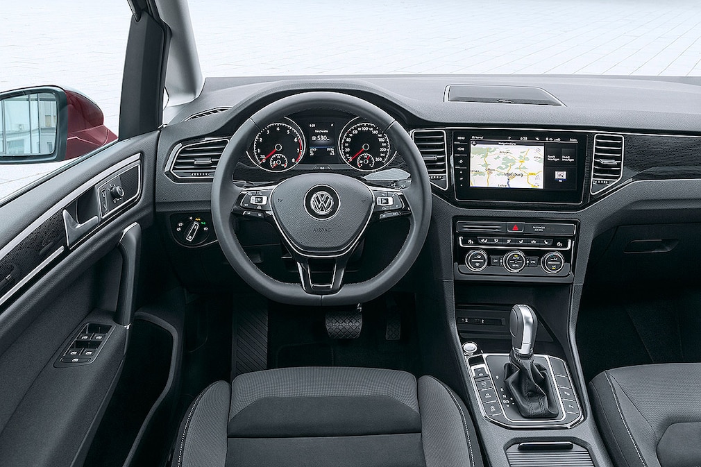 VW Golf Sportsvan Facelift