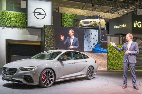 Opel Livestream von der IAA 2017