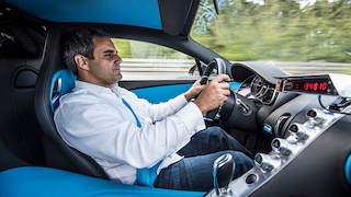 Sportwagen: Montoya im Bugatti Chiron