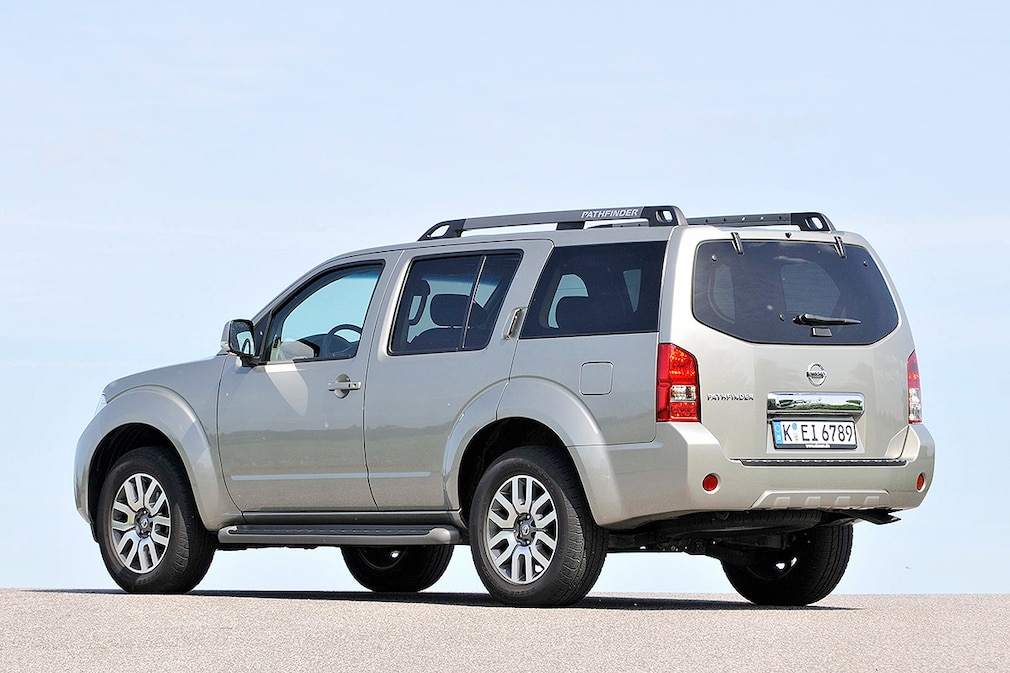 Nissan Pathfinder II