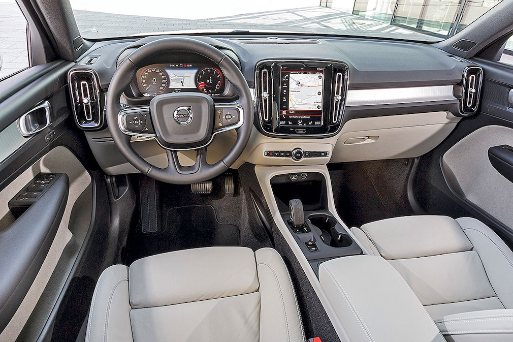 Volvo XC40