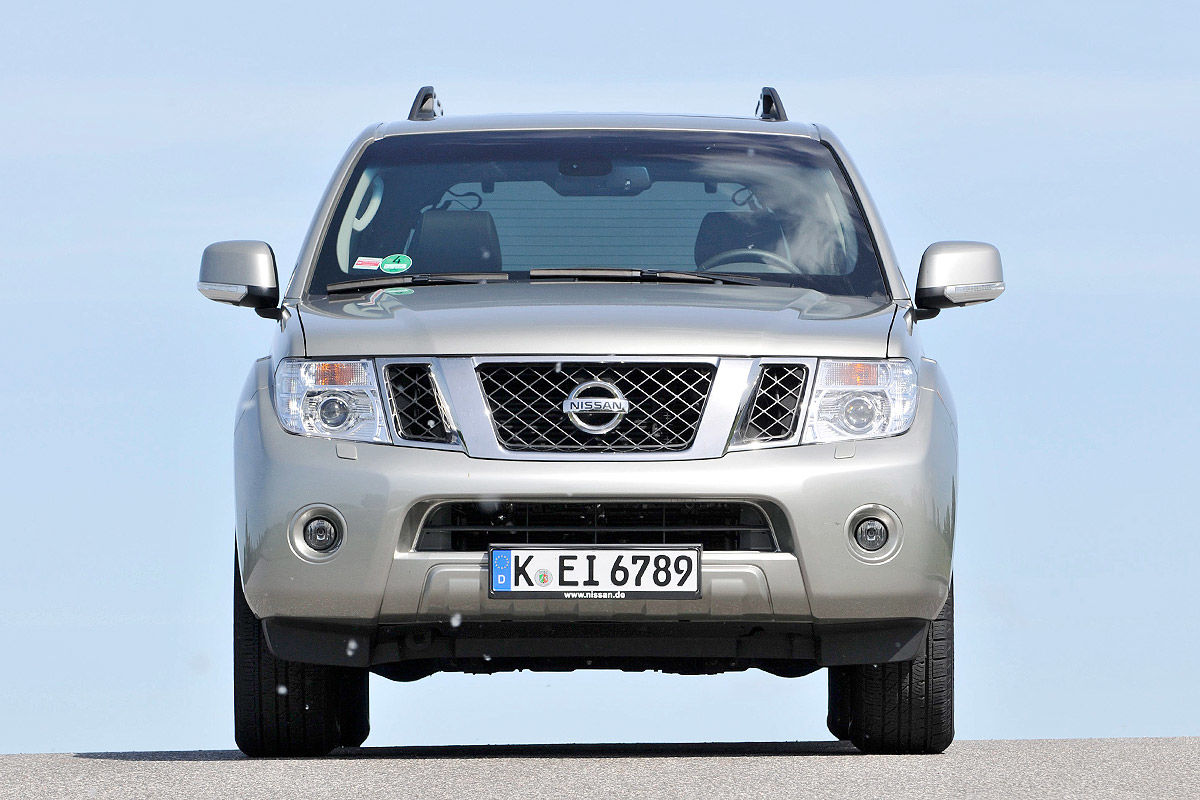 Nissan Pathfinder II