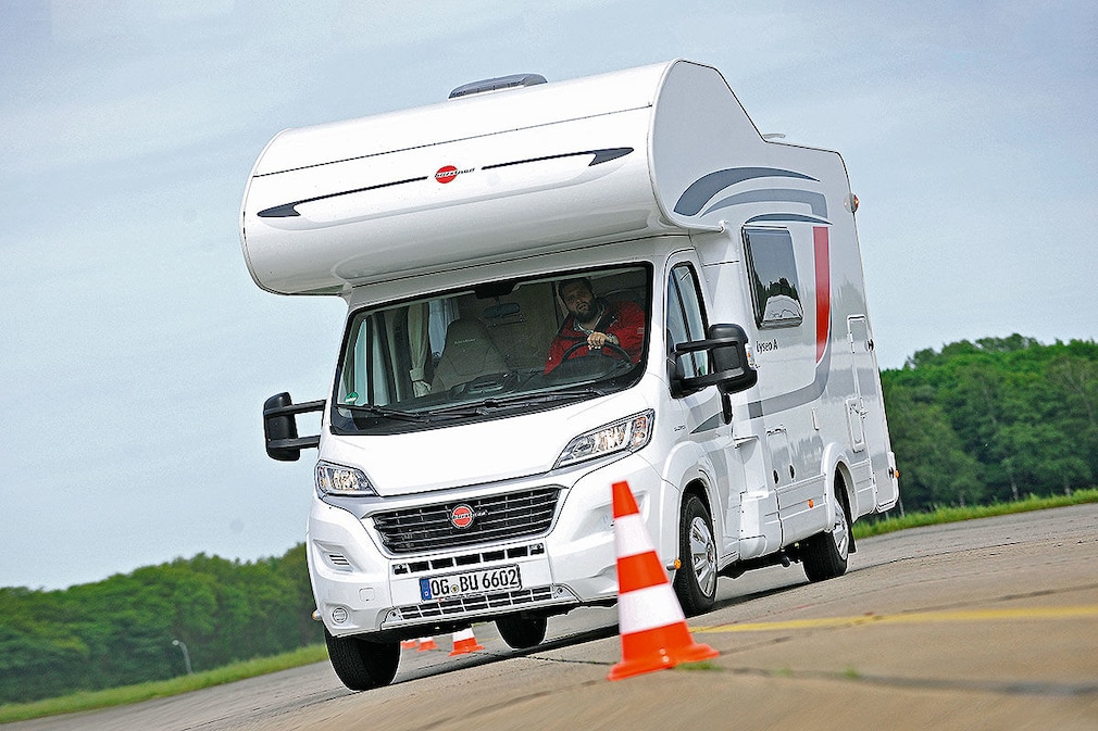 Vier Alkoven im Wohnmobil-Test