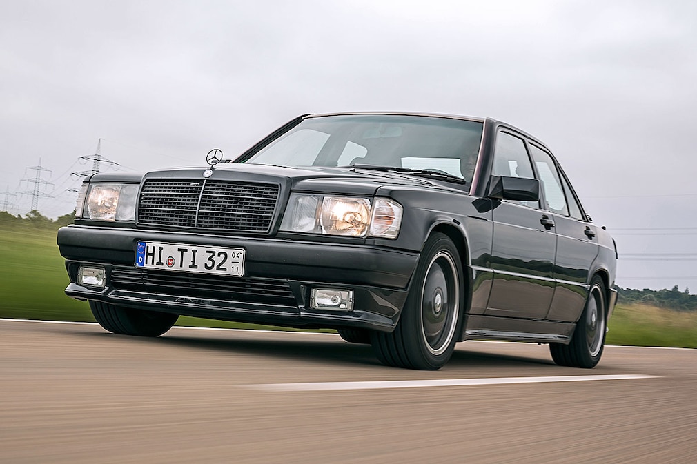 Mercedes AMG 190 E 3.2