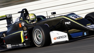 Formel 3: Günther gewinnt