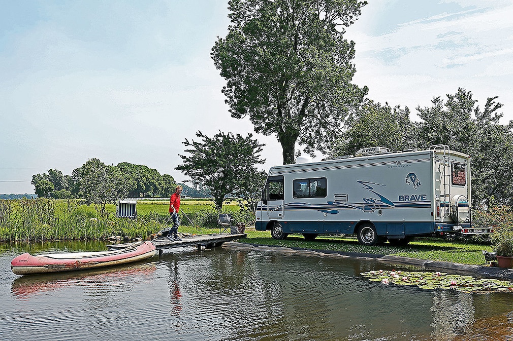 Winnebago Brave 25RC