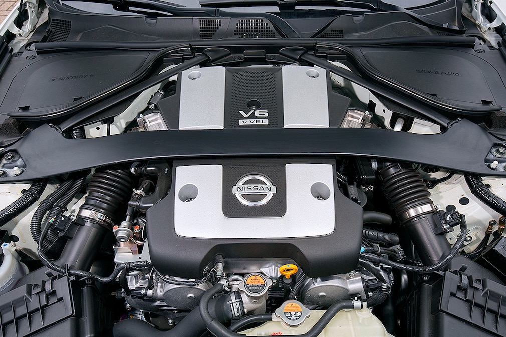 Nissan 370Z Roadster RS