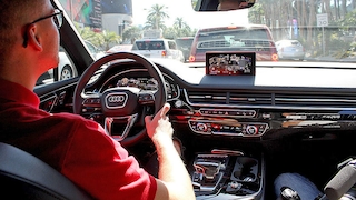 Audi Q7 Abt/Vossen 1 of 10 (2017): Test