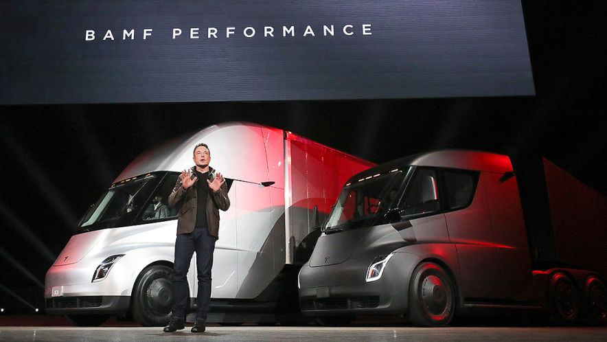 Video: Tesla Truck (2019) - AUTO BILD