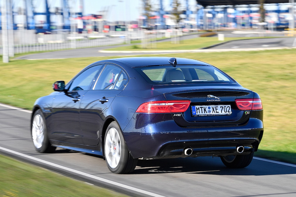 Jaguar XE S