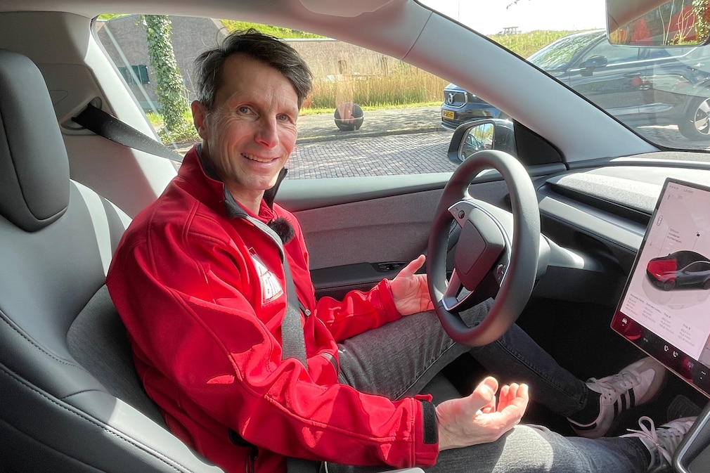 Erster FSD-Test in den Niederlanden (überwacht von Matthias Brügge)