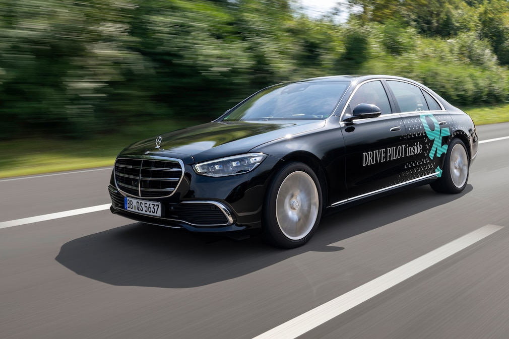 Mercedes fährt autonom bis 95 km/h