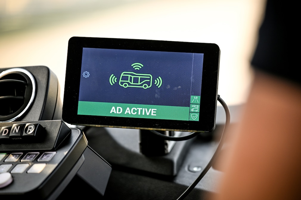 ZF Friedrichshafen Tochterfirma Subsidiary ZF Mobility Solutions Autonomes Fahren Erster erfolgreicher ATS-Einsatz in NRW Rheinbahn Düsseldorf