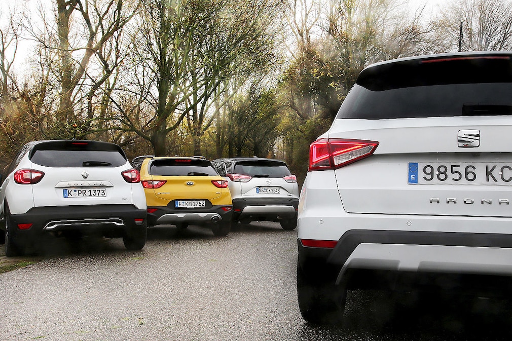 Opel Crossland X Kia Stonic Renault Captur Seat Arona