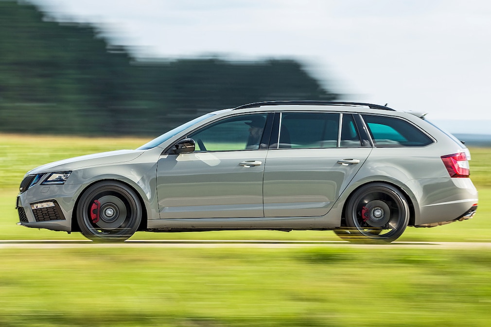 Abt Skoda Octavia Combi RS TSI