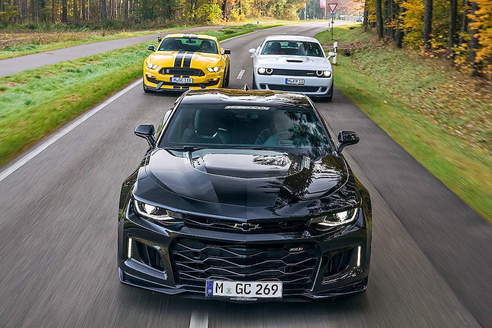 Camaro ZL1 Challenger Hellcat Mustang Shelby GT350