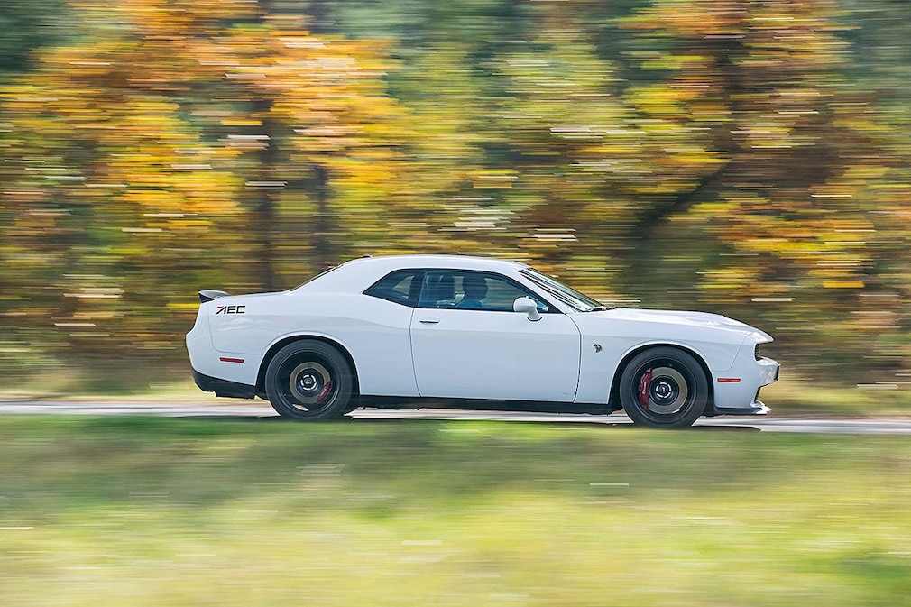 Dodge Challenger SRT Hellcat