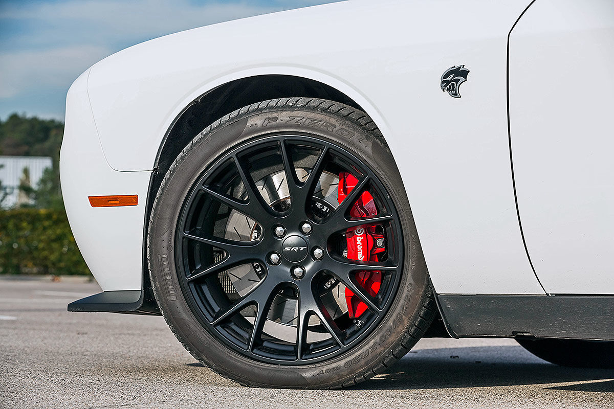 Dodge Challenger SRT Hellcat