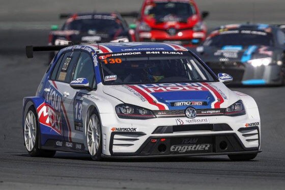 Dubai: 24-Stunden-Tourenwagenrennen