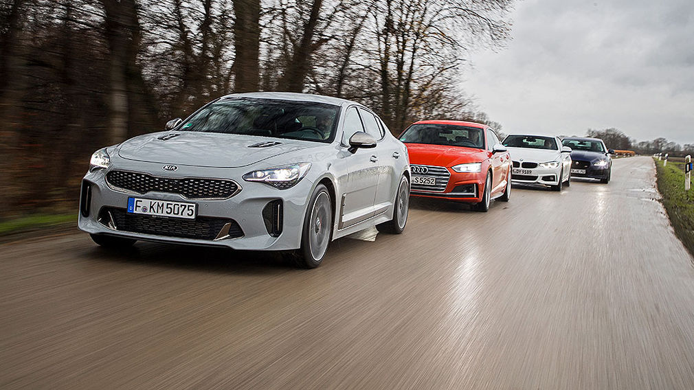 Audi S5 BMW 440i Gran Coupé Jaguar XE S Kia Stinger GT