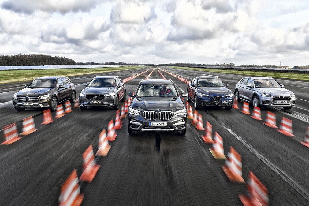 Fünf Mittelklasse-SUVs