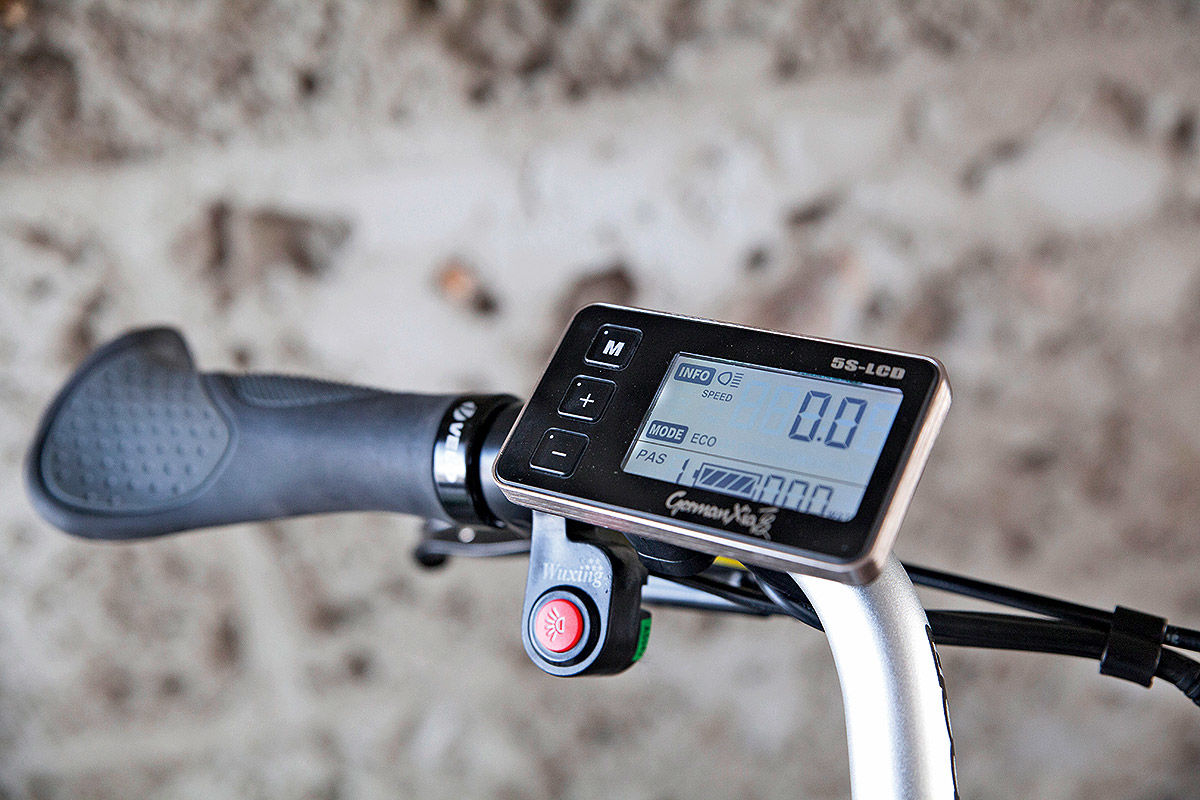 Test E Bikes Zum Mitnehmen Bilder Autobild De