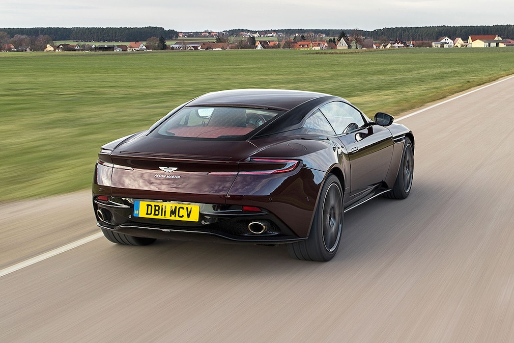 Aston Martin DB11 V8