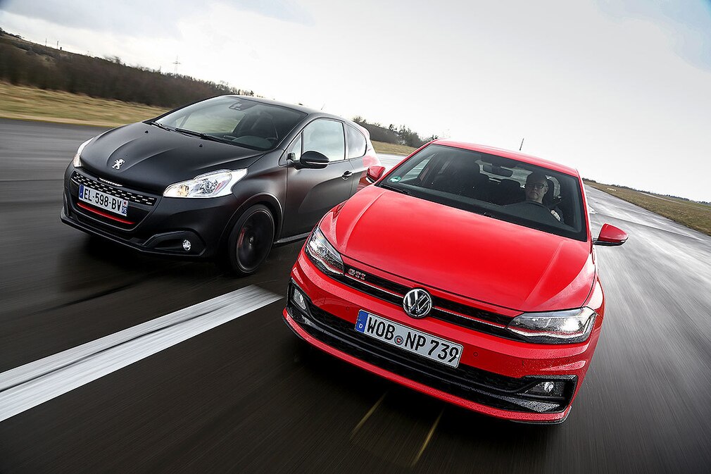 Peugeot 208 GTi VW Polo GTI
