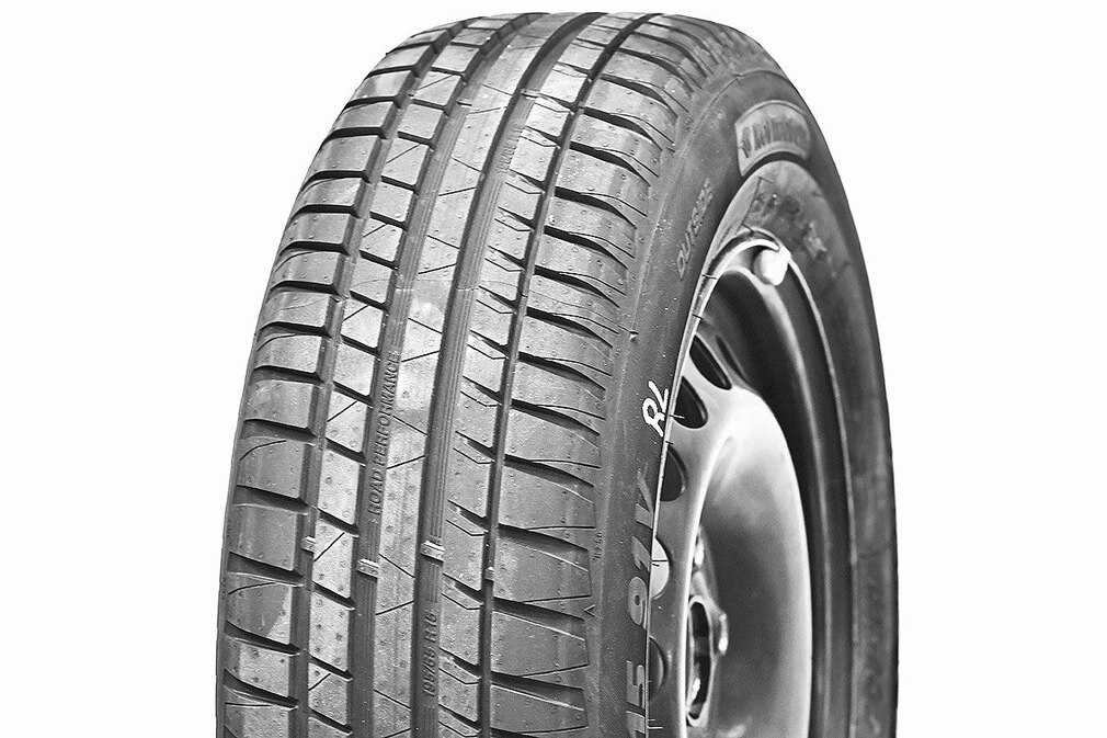 Im Test: Rund 50 Sommerreifen im Format 195/65 R 15