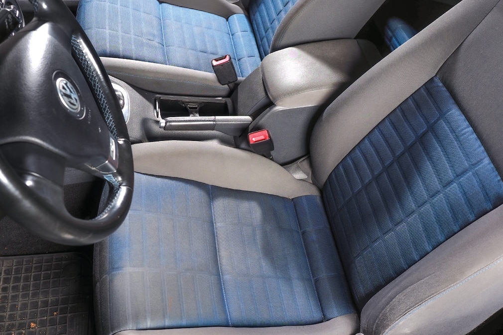 Autositze reinigen: Tipps & Tricks