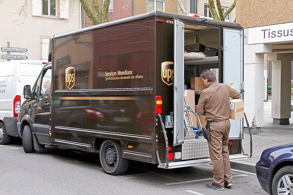 Paket Fahrzeug UPS