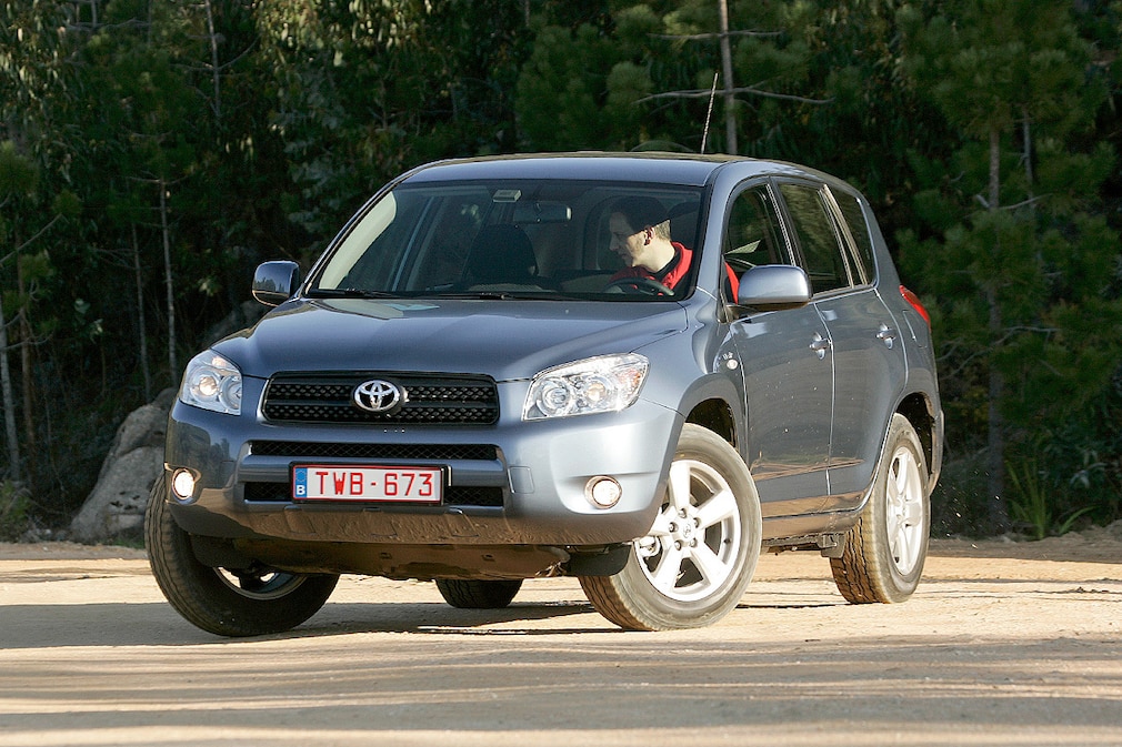 Toyota RAV4 III