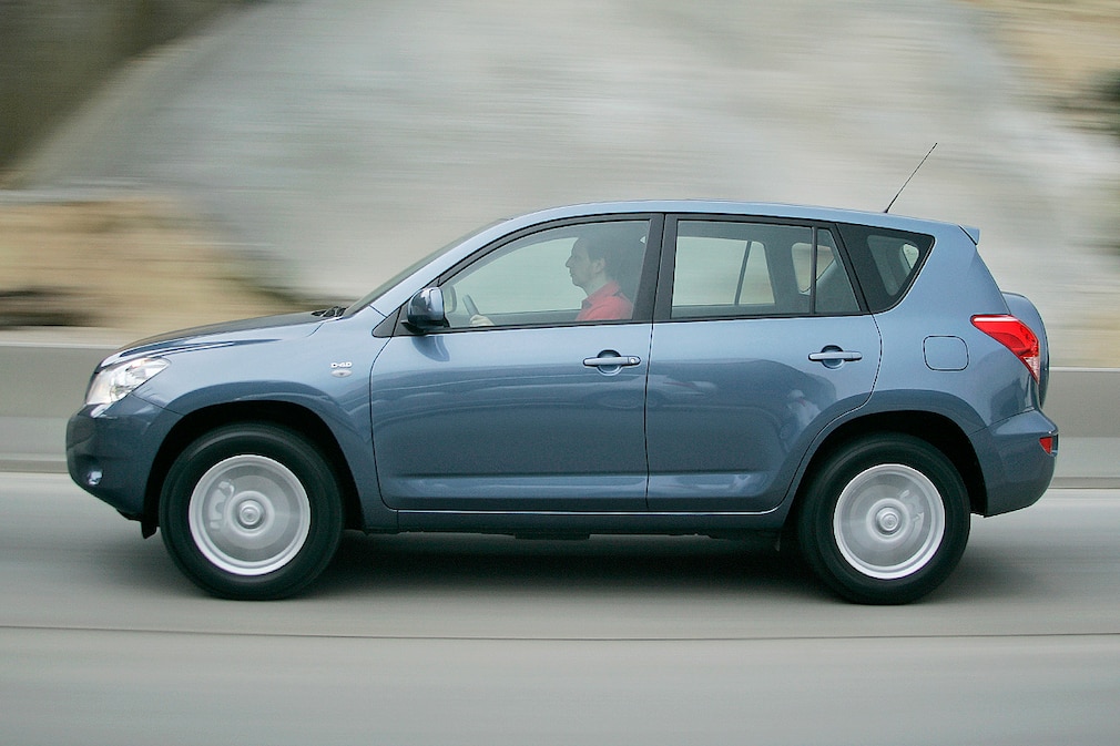 Toyota RAV4 III