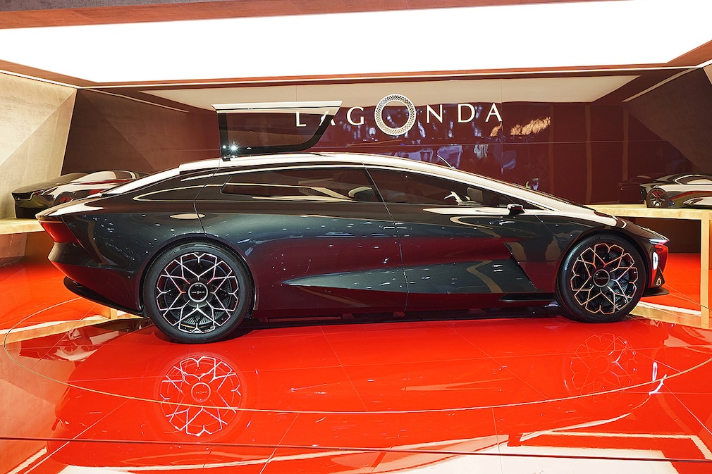 Aston Martin Lagonda Vision Concept