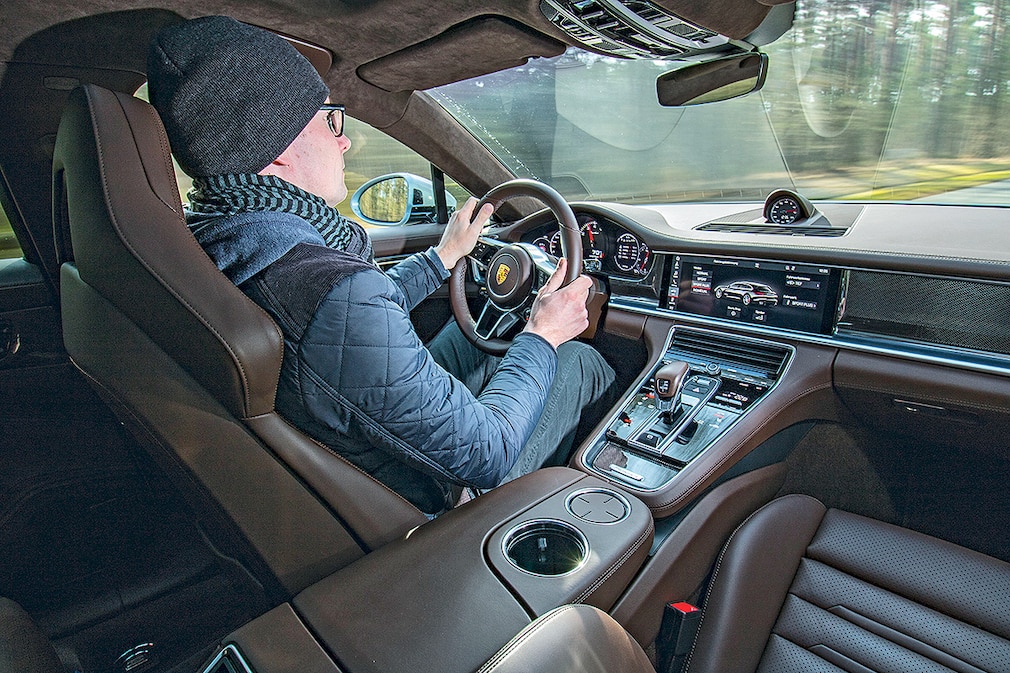 Porsche Panamera Turbo Sport Turismo