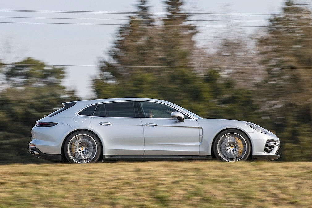 Porsche Panamera Turbo Sport Turismo