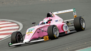 Formel 4: Beinah-Mega-Crash